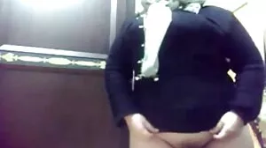 Disciplin sexfilmer äldre damer vid poolen