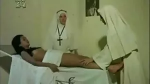 Bratty tonårshora Ashley Lane tar detektiver BBC gratis sexfilmer för att undvika straff GP2001