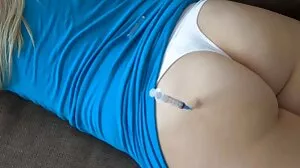 Tonåringen Alicia Williams älskar bra sexfimer vibrationer