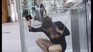 Paige fastnar när han free sexfilmer spelar